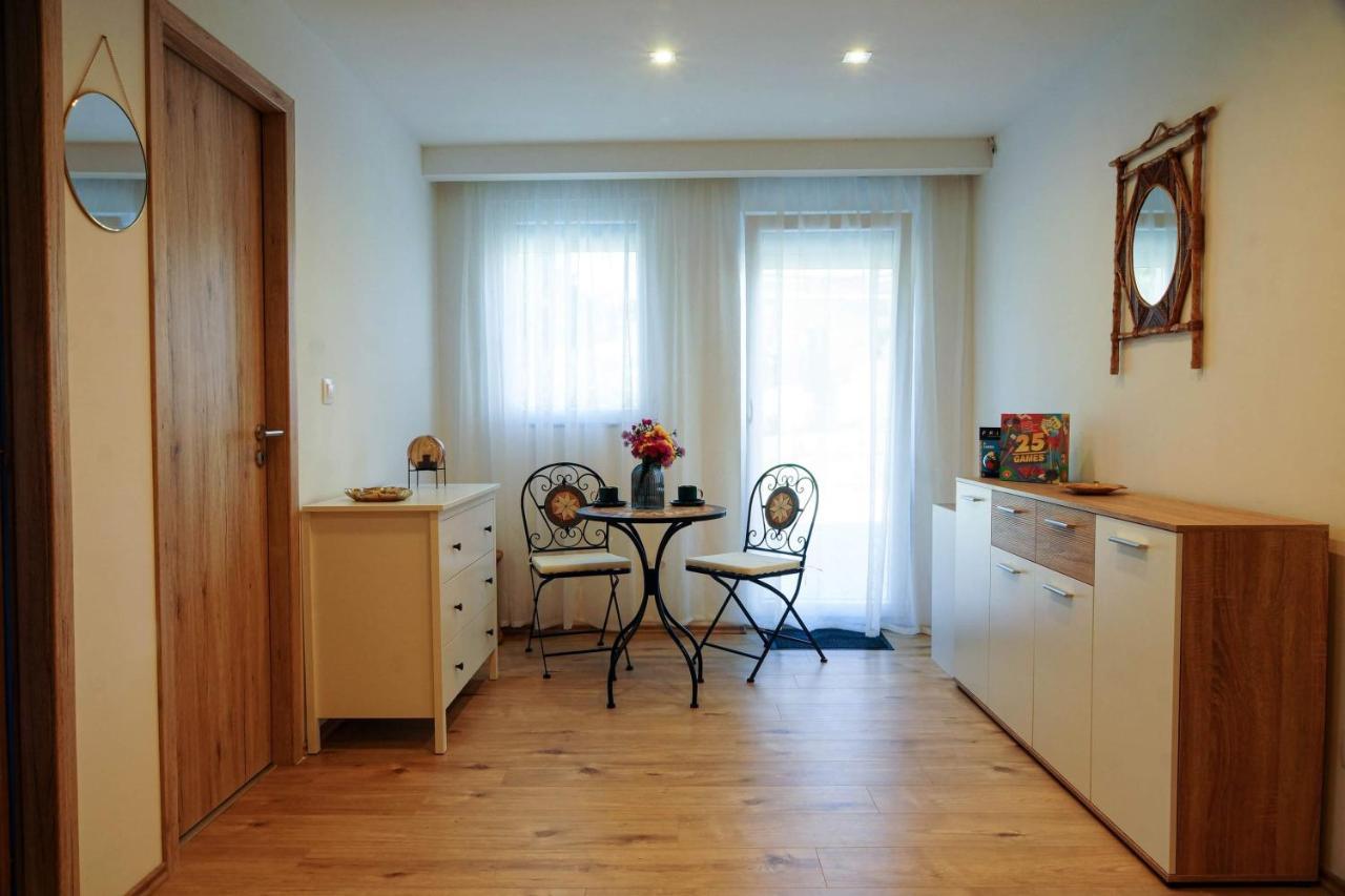 Alpok-Spirit Apartment - Велем Экстерьер фото